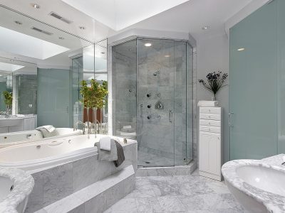 Luxurious Bathroom